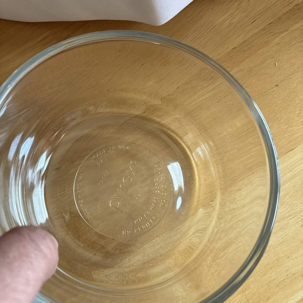 Pyrex 2 Cup Glass Storage Bowl Blue Lid